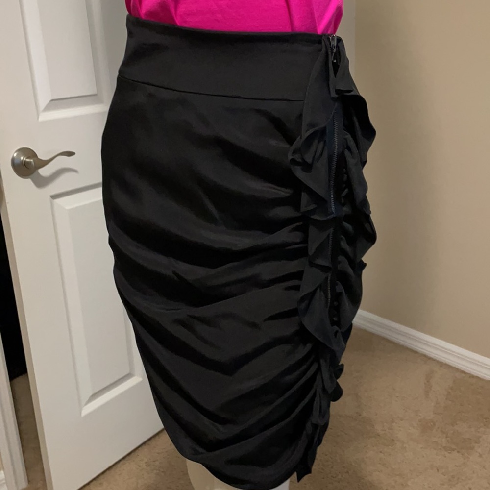 Magaschoni NWT Black Silk Side Ruffle Exposed Zipper Ruched Pencil Skirt 6